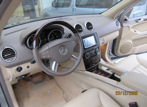 Mercedes ML500. Car Cinema Navigation Kenwood DDX9240BT.