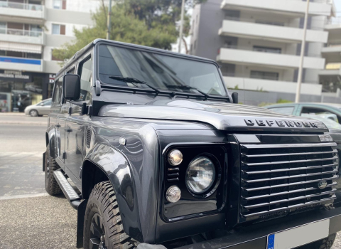 LandRover Defender. Radio/cd/Mp3  Alpine