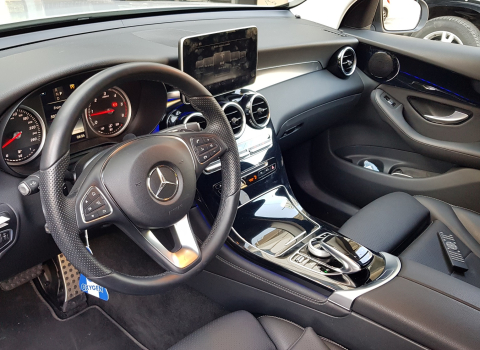 Mercedes GlC X-156. Multimedia Android.