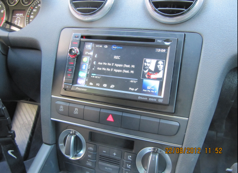 Audi A4 1.8T. Car Cinema JVC.