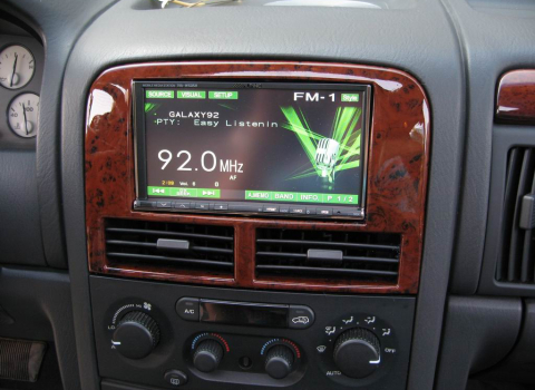 Grand Cherokee 2 Din Size Car Cinema Alpine IVA W505R.