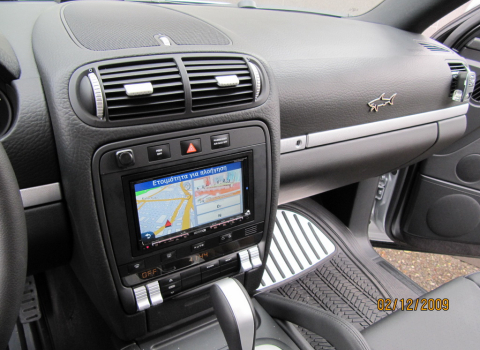 Porsche Cayenne. Car Cinema Navigation Kenwood DNX9240BT.