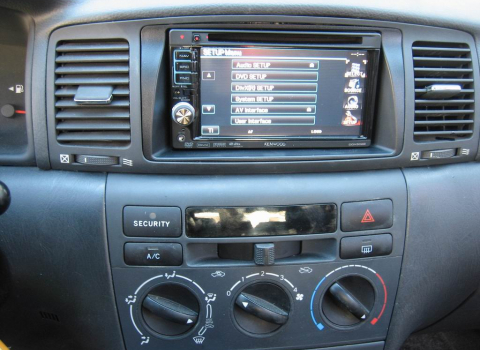 Toyota Corolla. Car Cinema Kenwood DDX 5022.