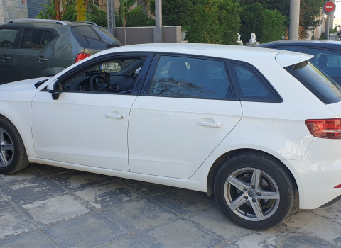 Audi A3 8V. Apple Car Play - Android Auto, Rear & Front Camera.