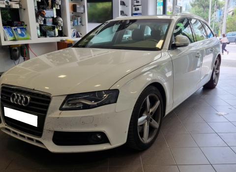 Audi A4 B8 8K. Apple Car Play, Android Auto,
