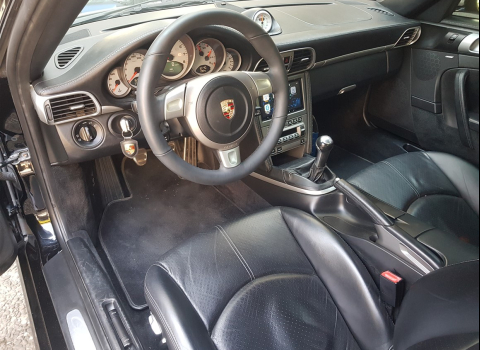 Porsche Carrera 997. Alpine ILX-650.Apple Car Play, Android Auto.