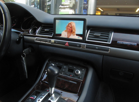 Audi A8, Digital TV Integration.
