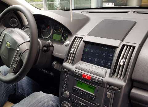 Land Rover Freelander2. Android, Car Play,Navigation.