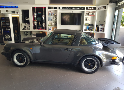 Porsche Carrera 2 964 Targa Turbo.