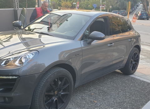 Porsche Macan 95B. Apple Car Play, Android Auto.