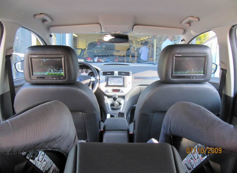 Ford Kuga. Car Cinema Navigation  Kenwood DDX-8024Bt-Navibox-Boa.