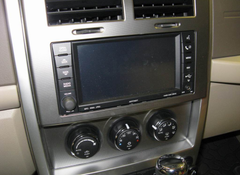 Cherokee 2008 Car Cinema Navigation Kenwood DNX8220BT.
