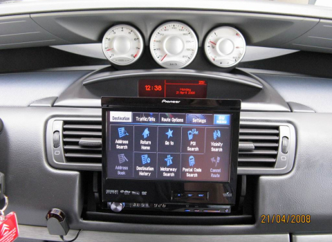 Citroen C 8. Car Cinema Navigation Avic-X3BT.