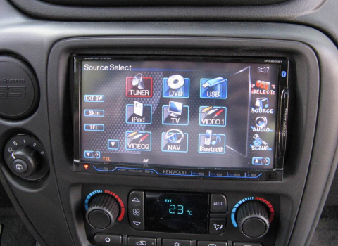 Trail Blazer SS Car Cinema Navigation Kenwood DNX8220BT.