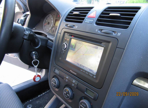 VW Golf. Car cinema Navigation  Pioneer AVIC-F9110BT.