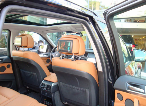 BMW X5 4.8. Video Input, Car Cinema Alpine.