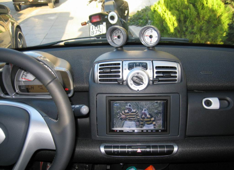 Smart FourTwo. Car Cinema Navigation Kenwood DNX7200.