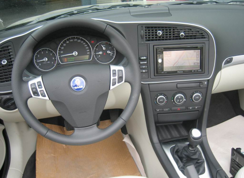 Saab 9.3 Aero. Car Cinema Navigation Pioneer Avic-D3.