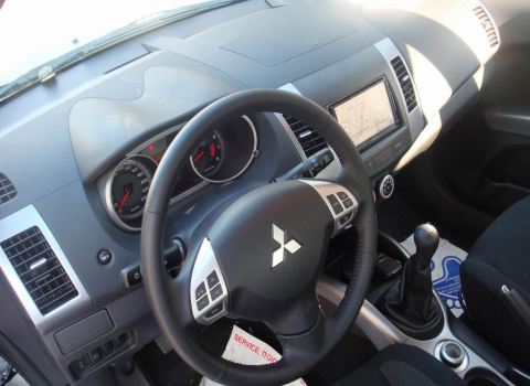 Mitsubishi Outlander 2009. Car Cinema Navigation Kenwood DDX8022-Navibox.