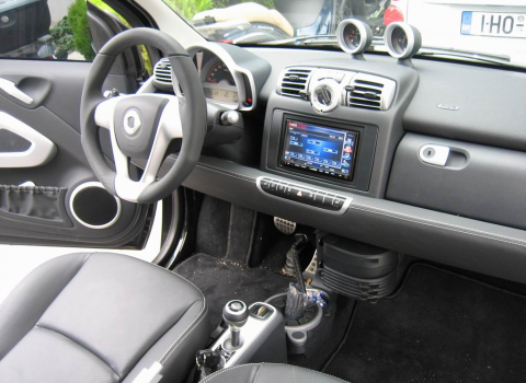 Smart Brabus. Car Cinema Navigation Kenwood DNX7200.