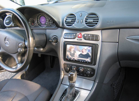 Mercedes CLK 240 (W209). Car Cinema Navigation Kenwood DNX7200.