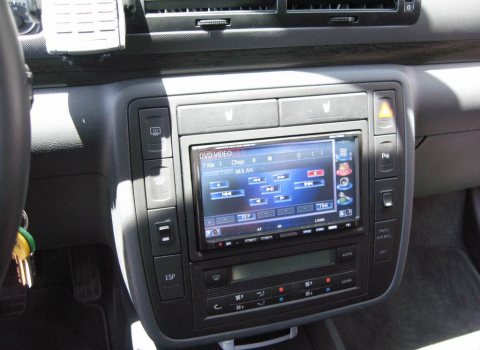 Seat Alhambra Car Cinema Kenwood DDX7029 Macrom.