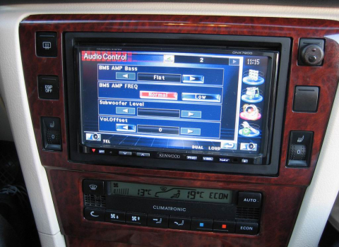 Skoda Superb Car Cinema Navigation Kenwood DNX7200.