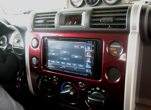 Toyota FJ Cruiser. Car Cinema Kenwood DDX8022BT-Navibox.
