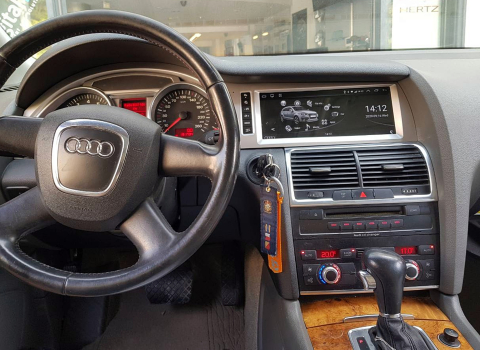 Audi Q7 Android 9 Multimedia Monitor