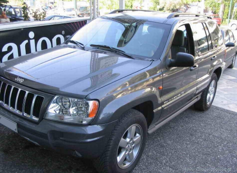 Grand Cherokee Car Cinema PIONEER AVIC X1.