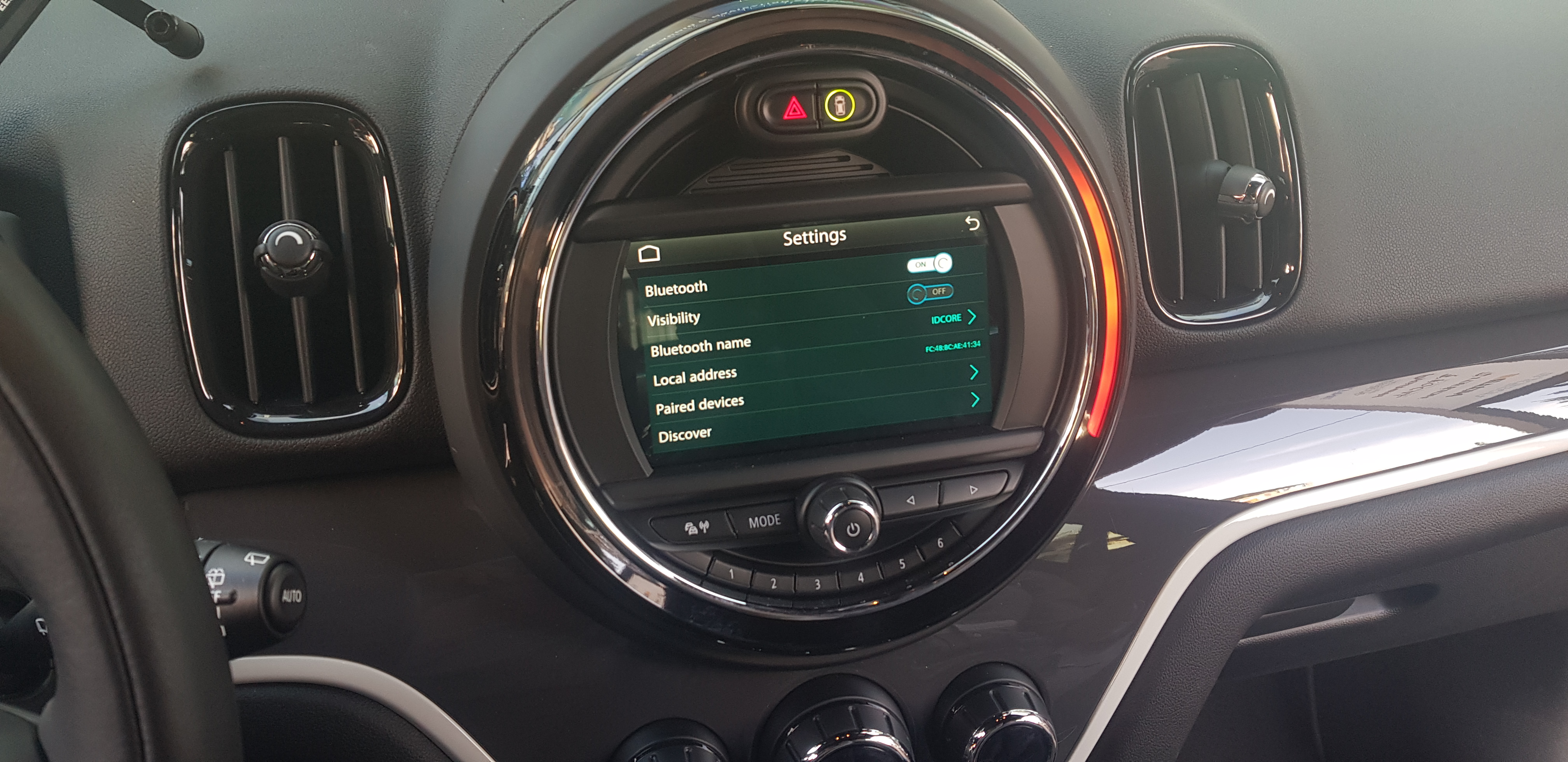Countryman S Model YW11 Series F60 Year 2019. Apple CarPlay.