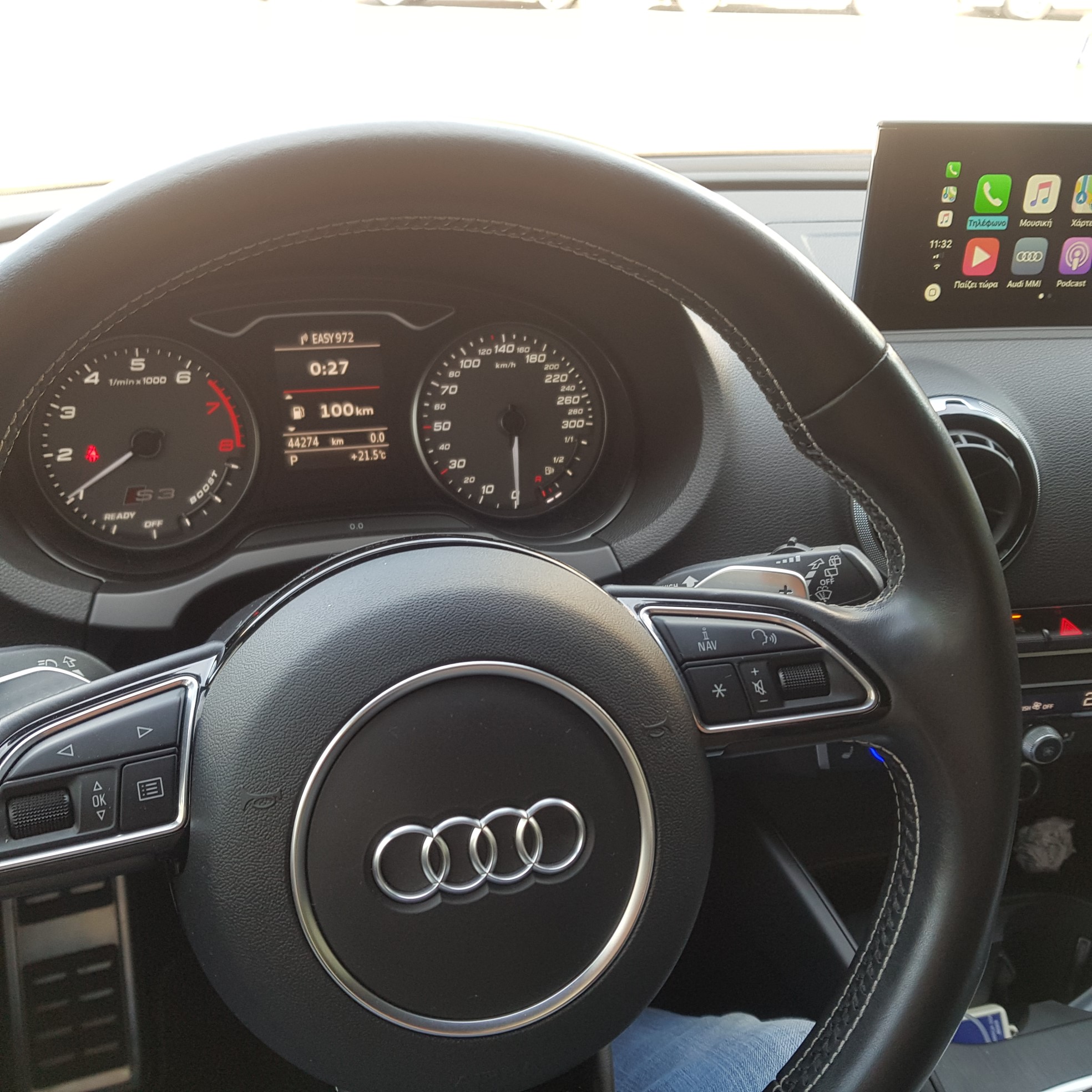 Audi A3/S3 8V. Wireless Apple Car Play Android Auto Back Camera.