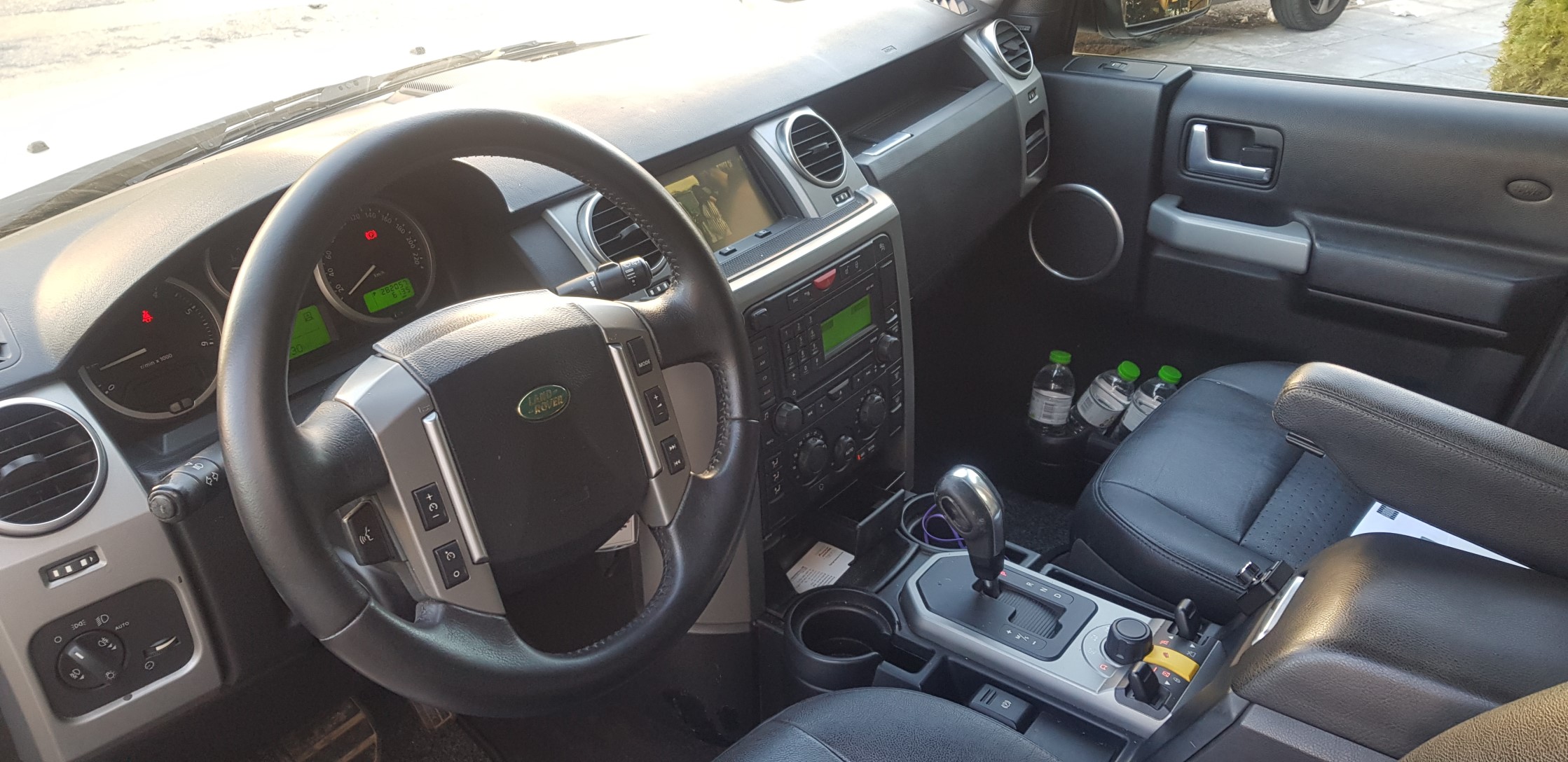 Land Rover Discovery 3 HSE. Apple CarPlay, Android Auto.