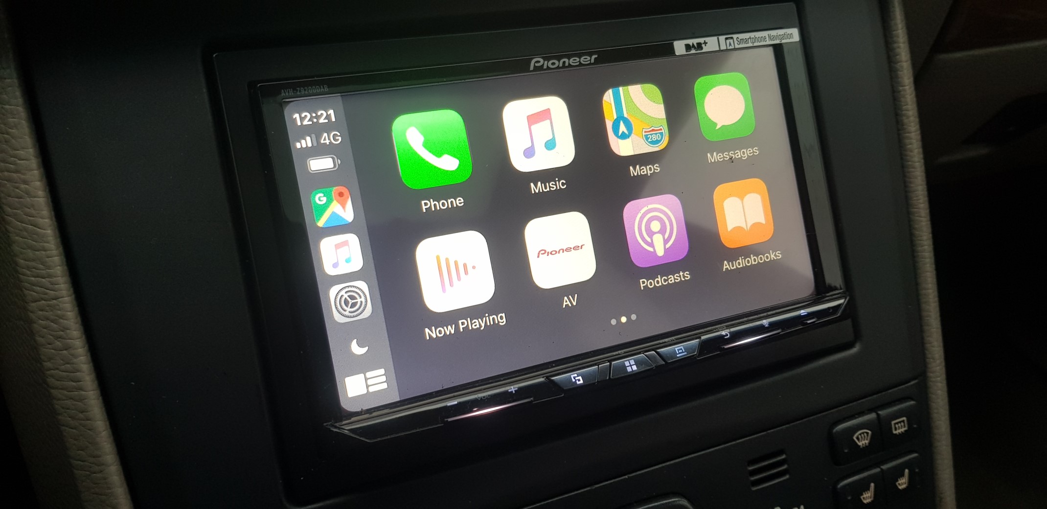 Volvo XC 90. Apple Car Play.Pioneer AVHZ9200Dab.