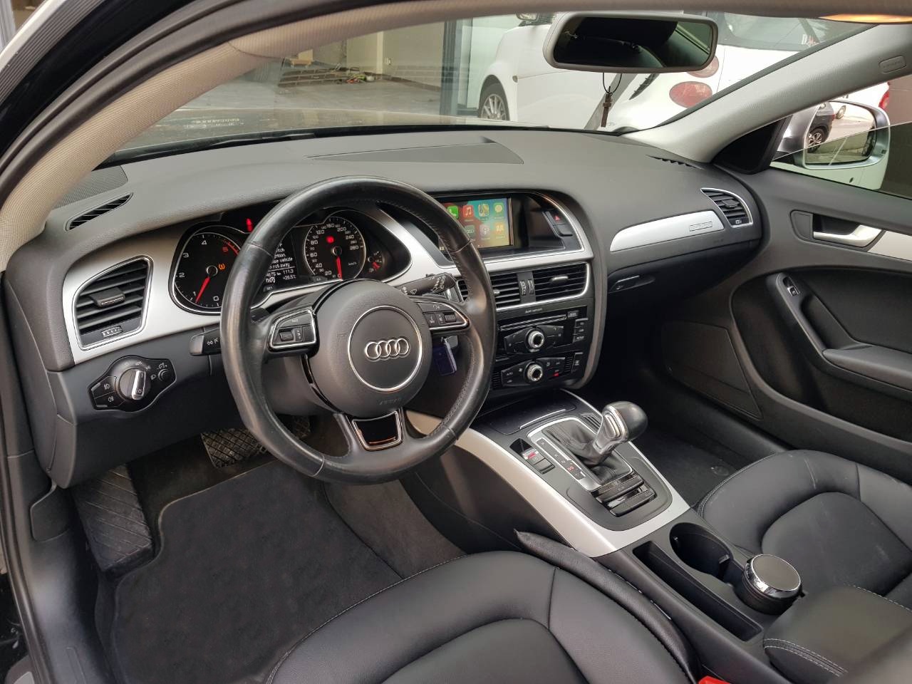 Audi A4 2016, Wireless Apple CarPlay / Android Auto