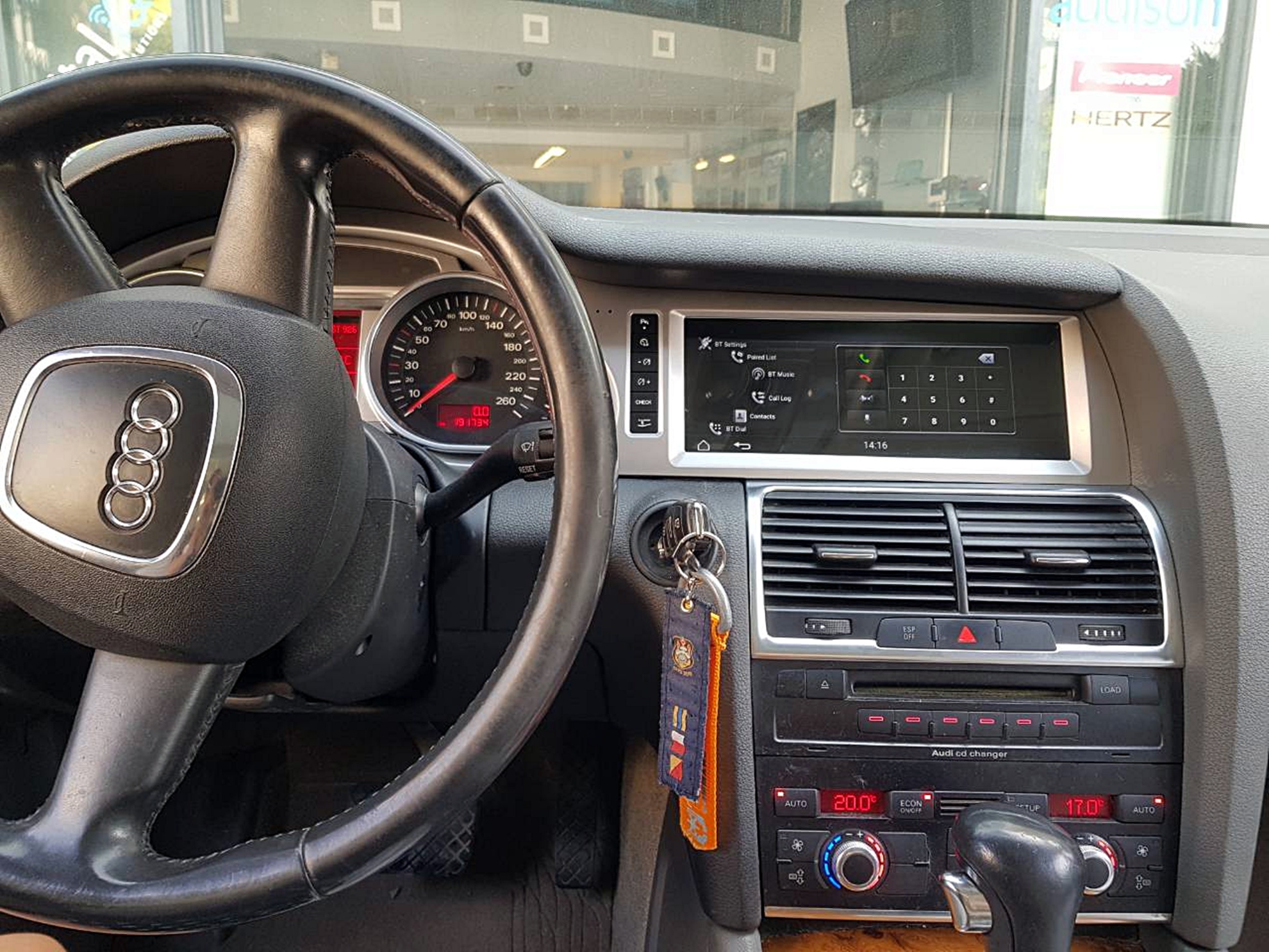 Audi Q7 Android 9 Multimedia Monitor