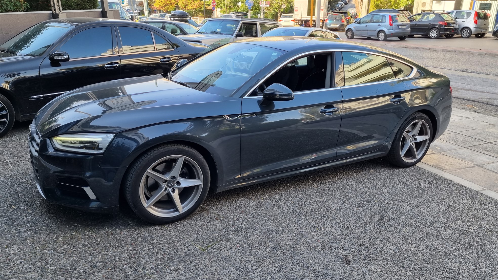 Audi A1 8X. Unique Wireless Android Auto, Wireless Apple CarPlay