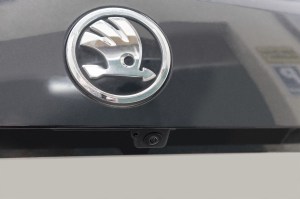 41559-komplett-set-rueckfahrkamera-fuer-skoda-superb-3v-5_1920x1920
