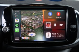 47745-komplettset-umruestung-auf-media-system-connect-fuer-smart-fortwo-453-media-system-3_1920x1920